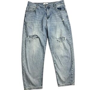 TA Female Space Distressed Mom Jeans Women’s Size 29 High Rise‎ Light Wash